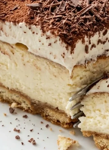Tiramisu Cheesecake with Mascarpone Cream finished recipe