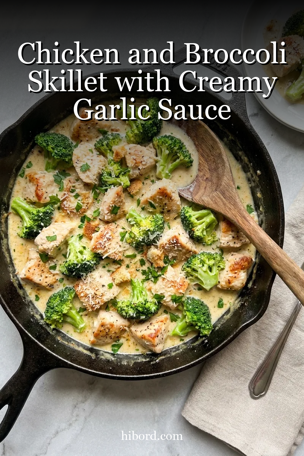 Chicken and Broccoli Skillet with Creamy Garlic Sauce